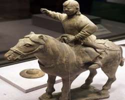 You can learn about the ethnic history of the place with its special collections. Some of the treasures are very rare and found only at this place whi